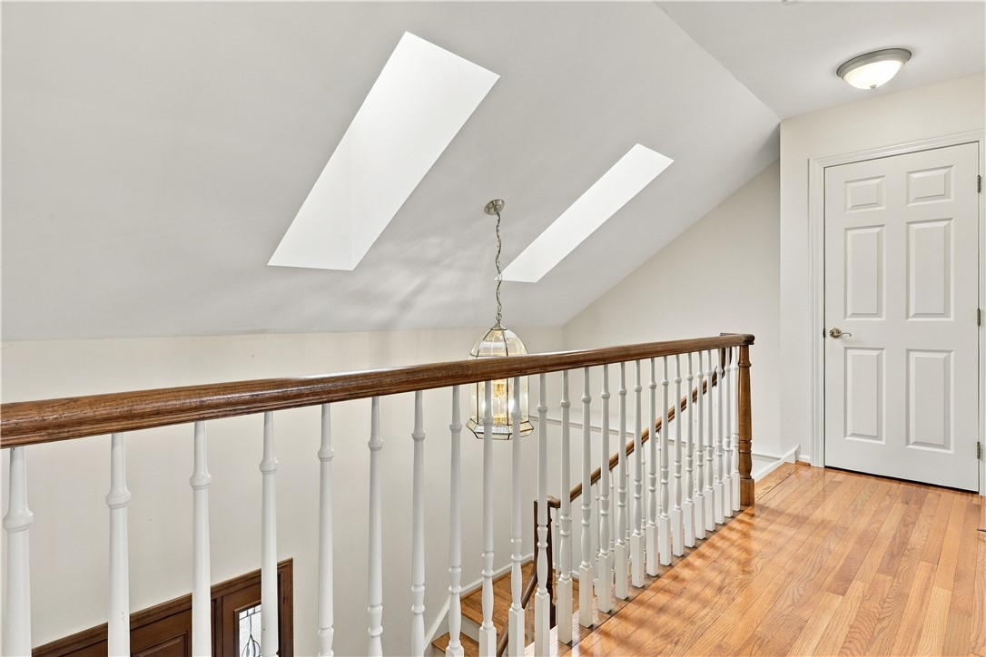 26 Mandalay Ridge