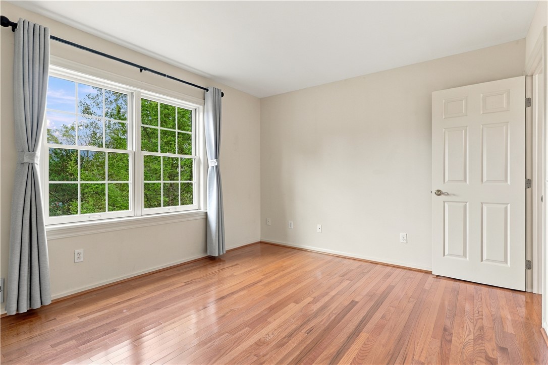26 Mandalay Ridge