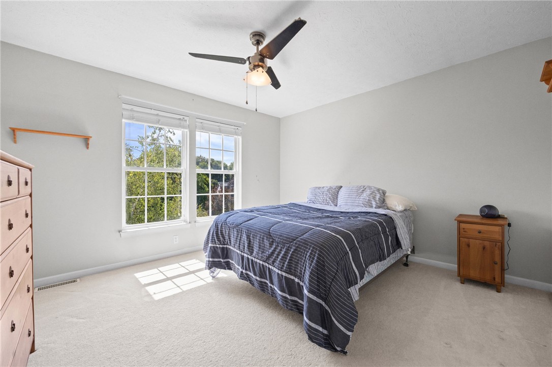 23 Dickinson Crossing