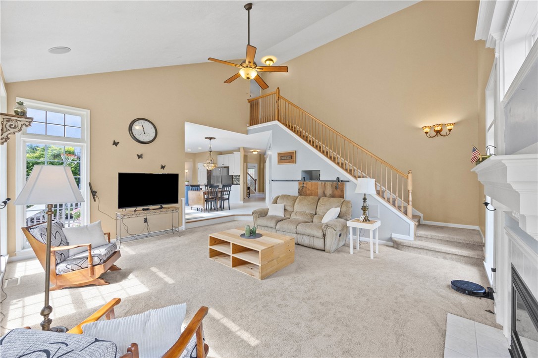 23 Dickinson Crossing