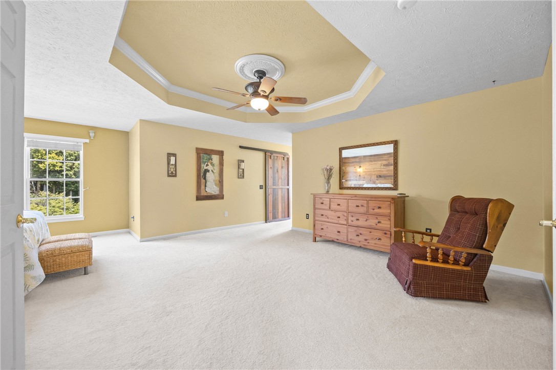 23 Dickinson Crossing
