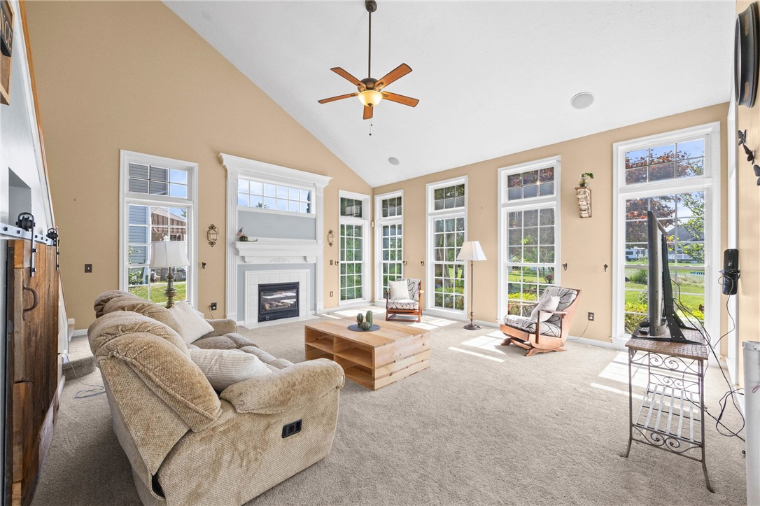 23 Dickinson Crossing