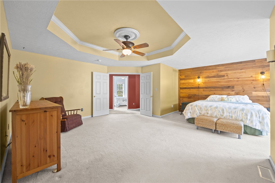 23 Dickinson Crossing