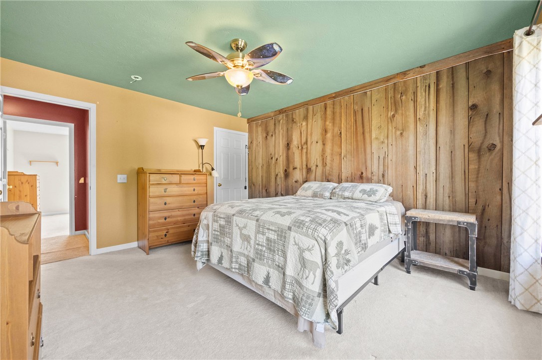 23 Dickinson Crossing