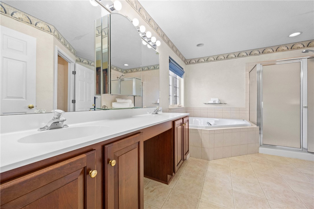 23 Dickinson Crossing