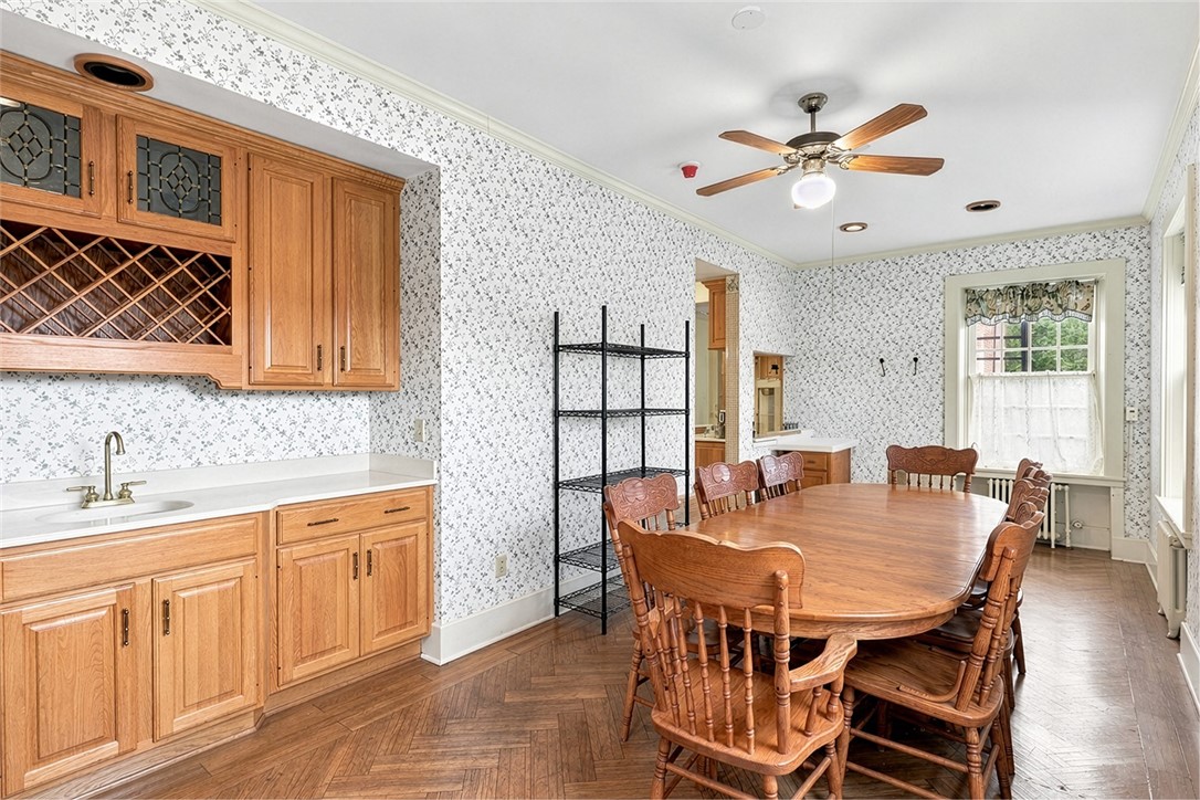 7770 East Main Road
