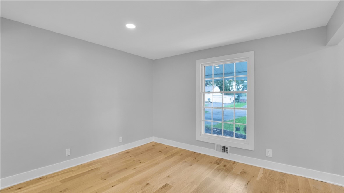 32 Yorktown Drive