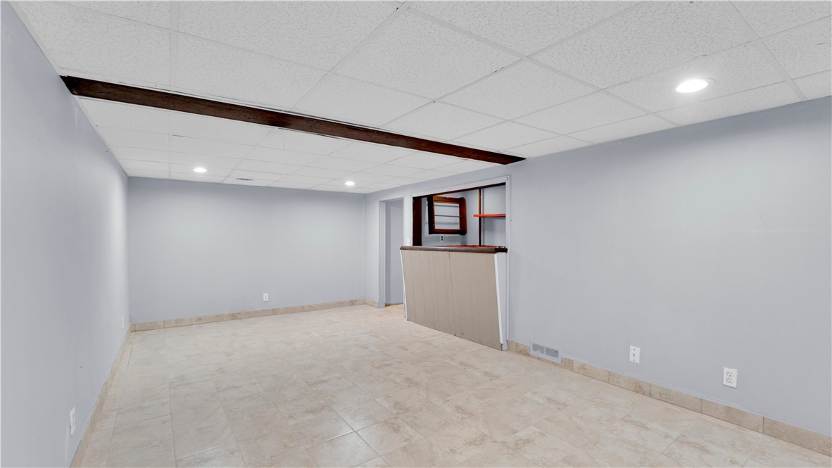 32 Yorktown Drive