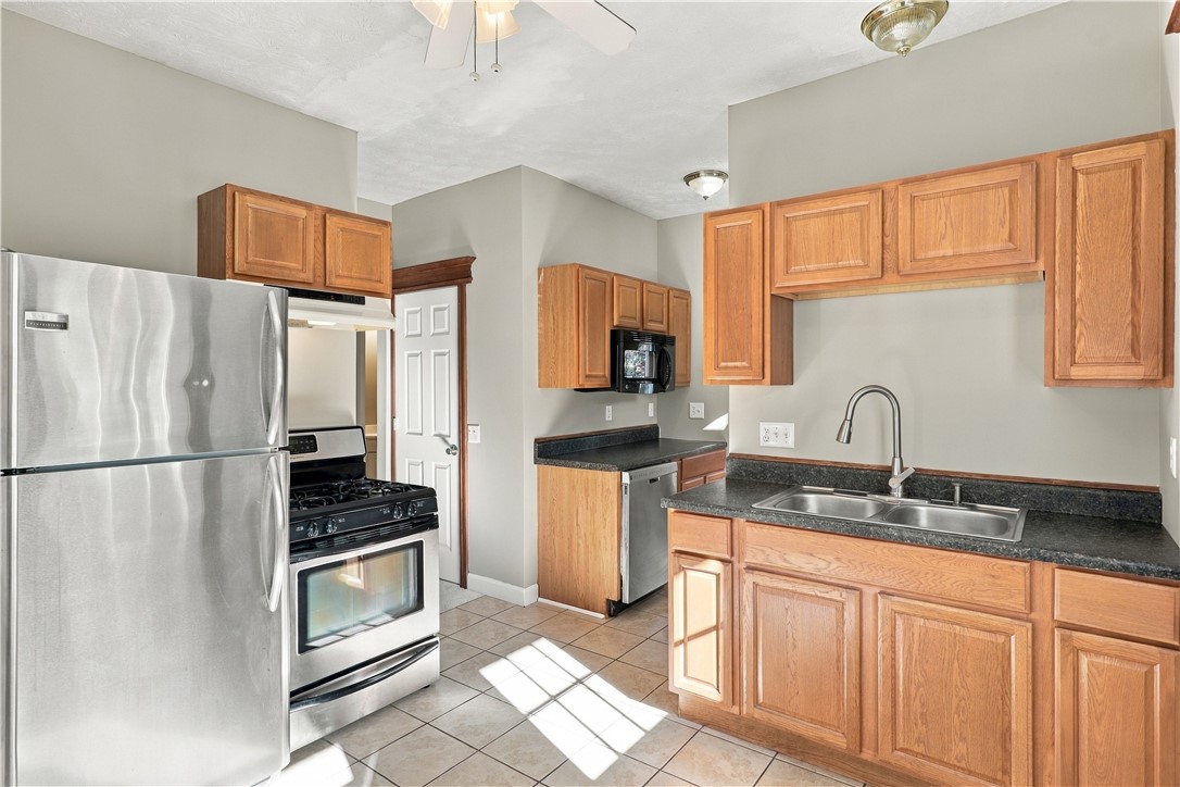 232 Laburnam Crescent