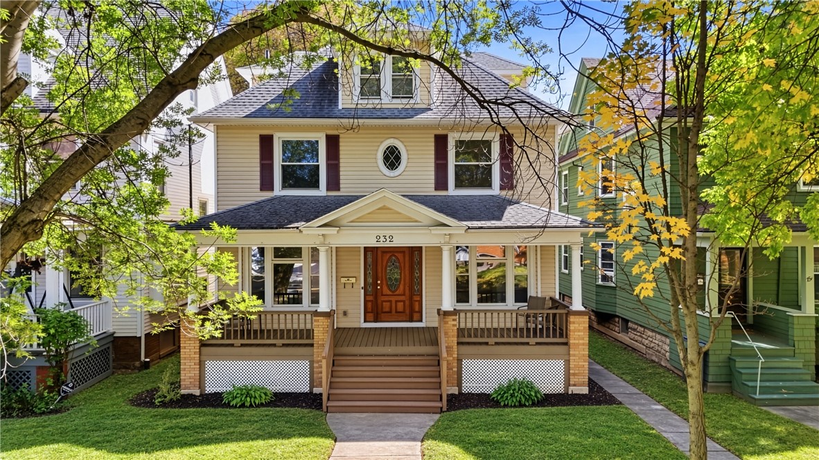 232 Laburnam Crescent