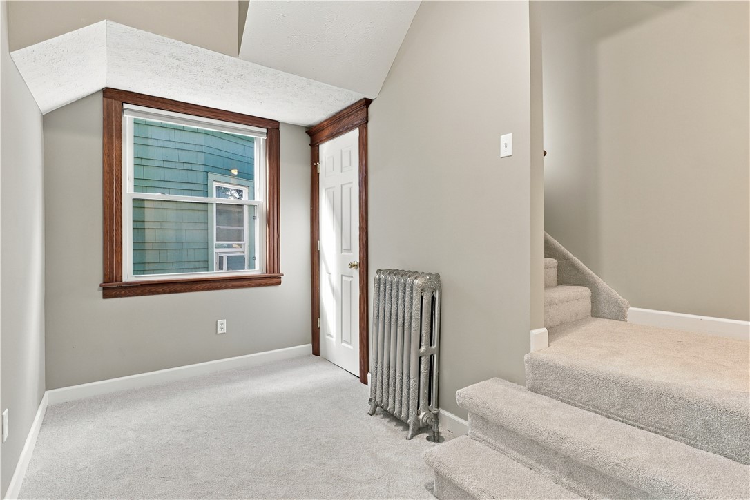 232 Laburnam Crescent