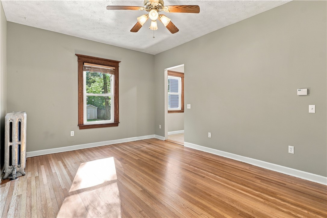 232 Laburnam Crescent