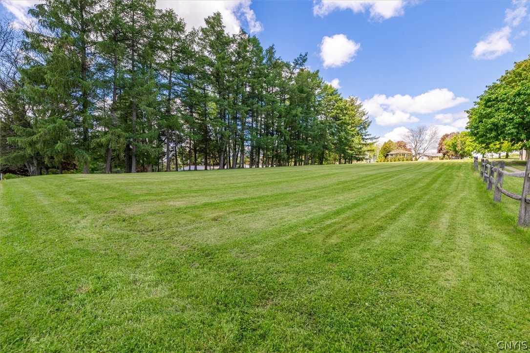 1738 Preston Hill Road