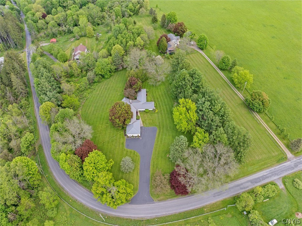 1738 Preston Hill Road