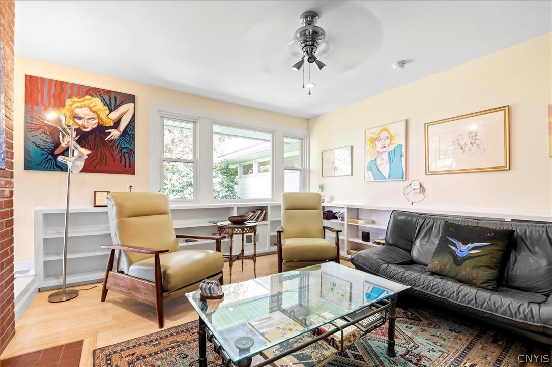 1738 Preston Hill Road