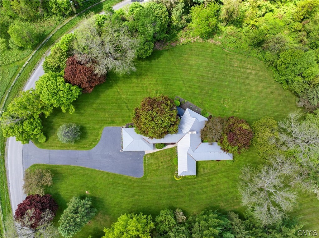 1738 Preston Hill Road