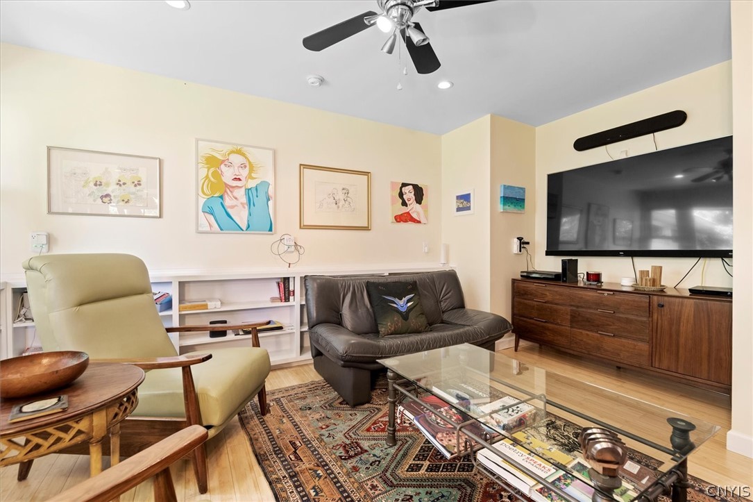 1738 Preston Hill Road