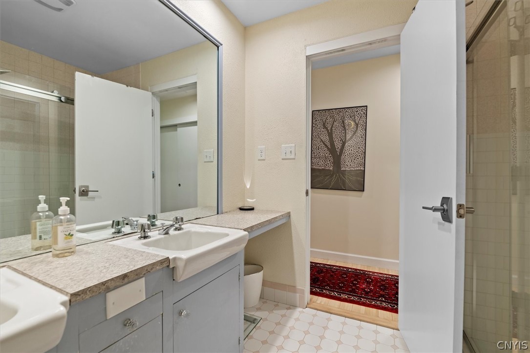 1738 Preston Hill Road