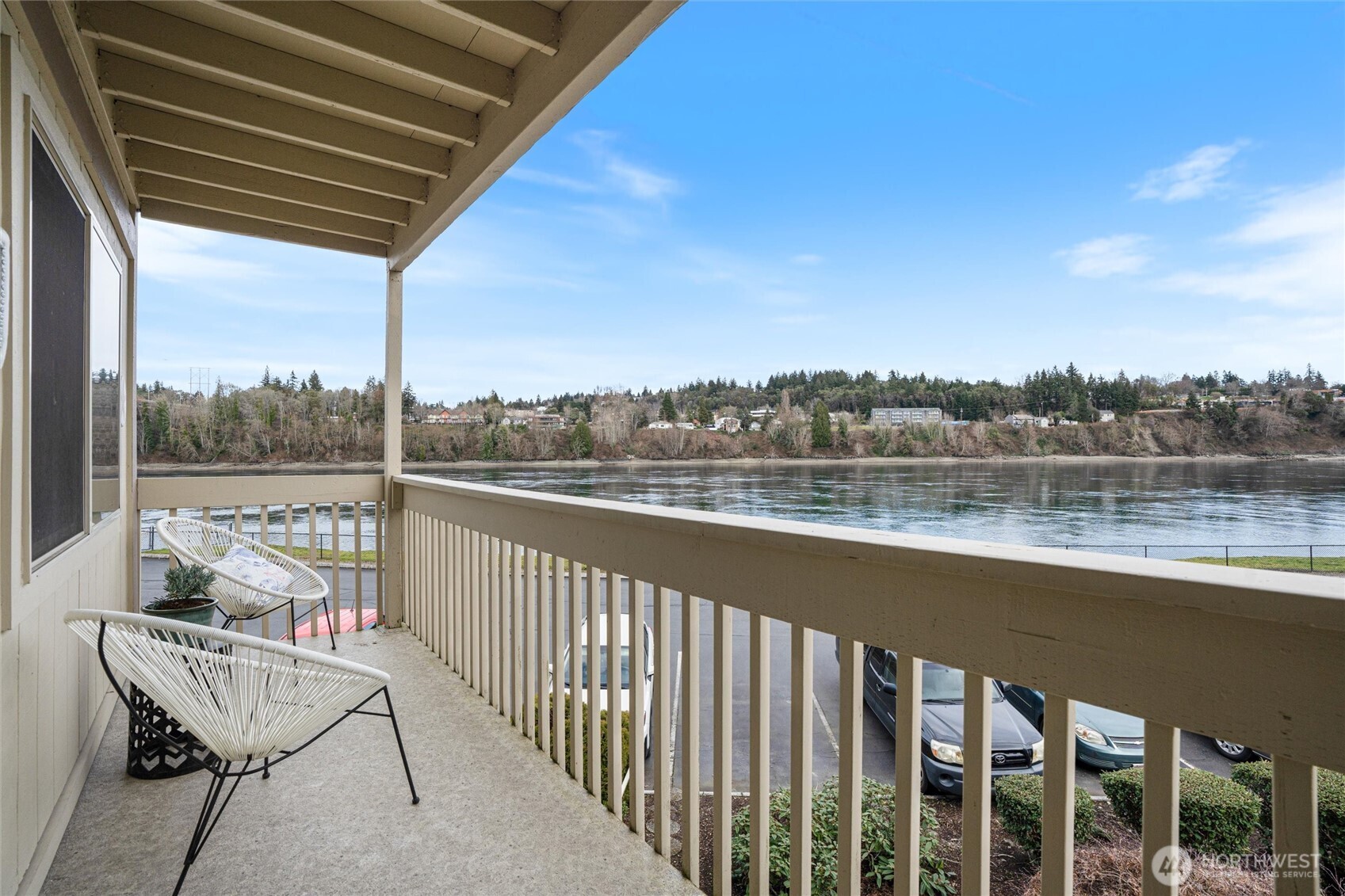 1735 Park Avenue Unit: B201