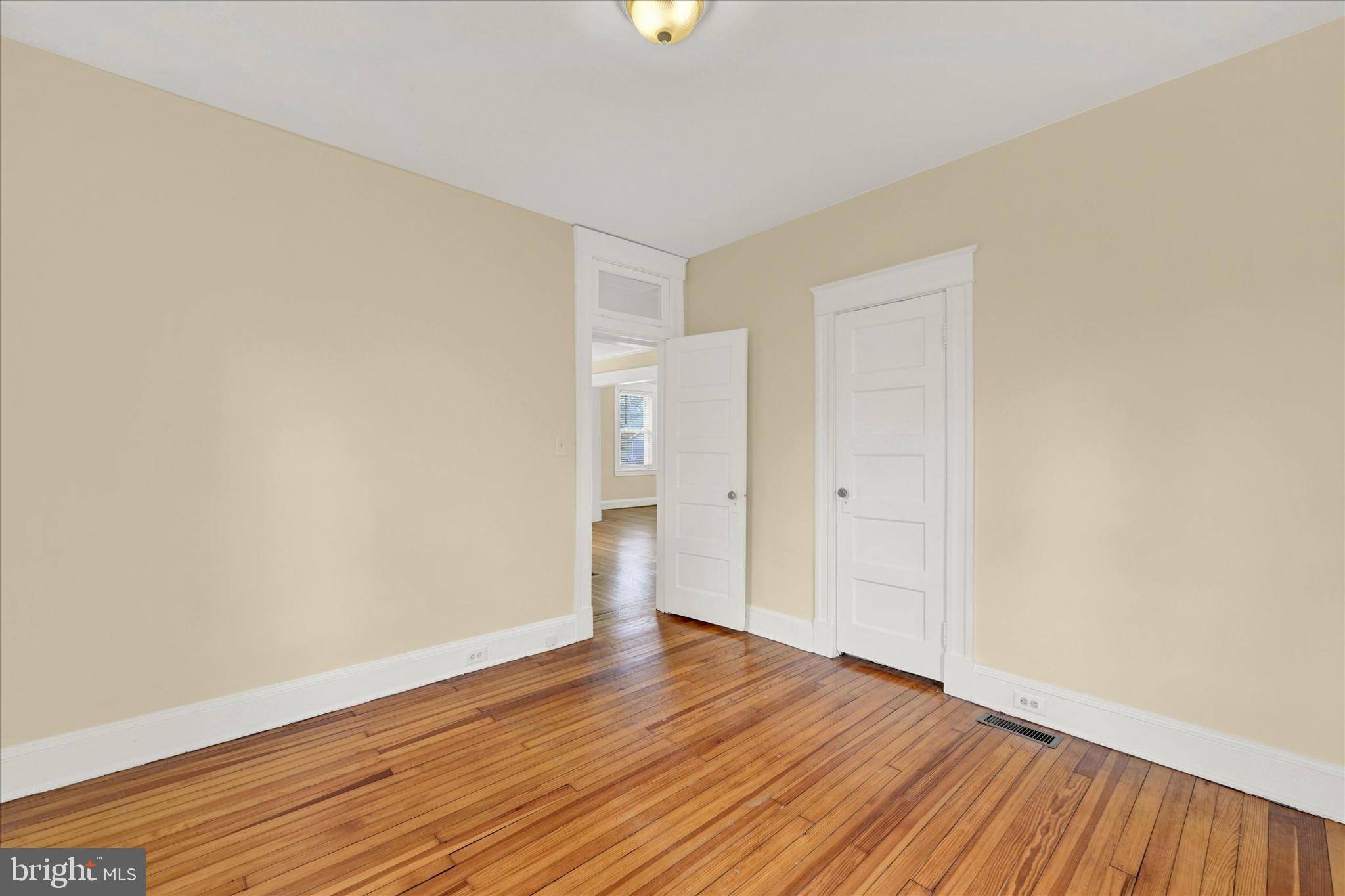 6509 Maplewood Rd