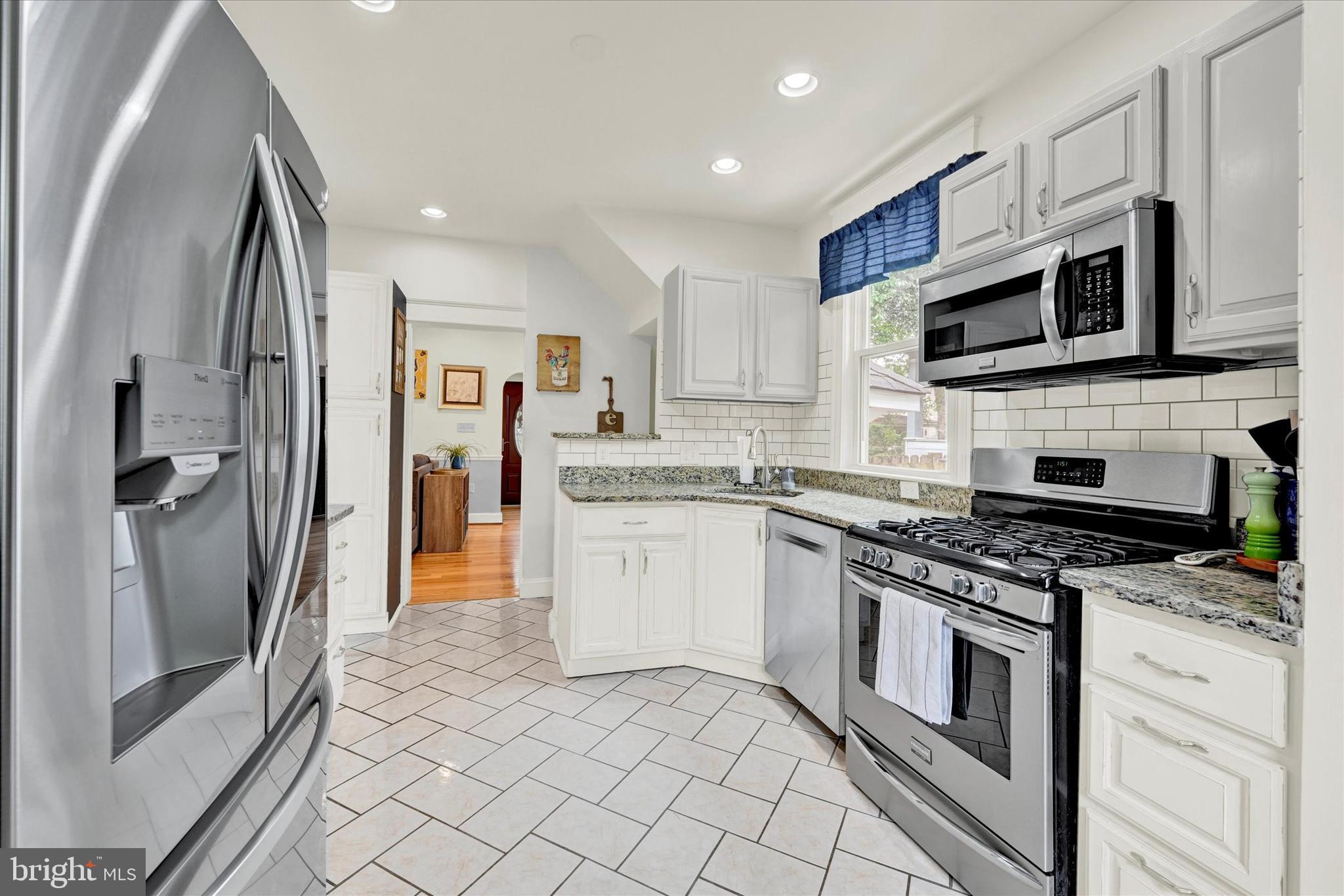 1012 Overbrook Rd