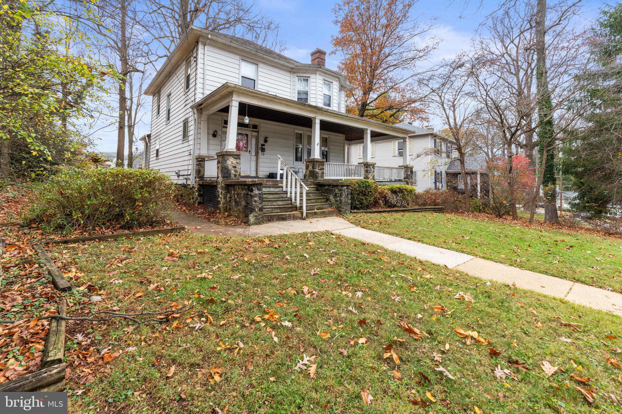 2601 Poplar Dr