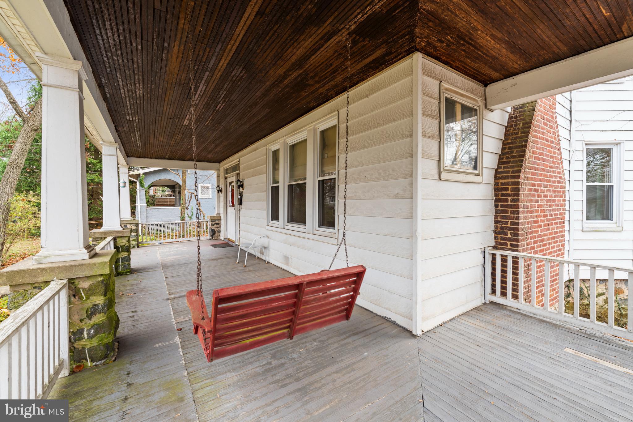 2601 Poplar Dr