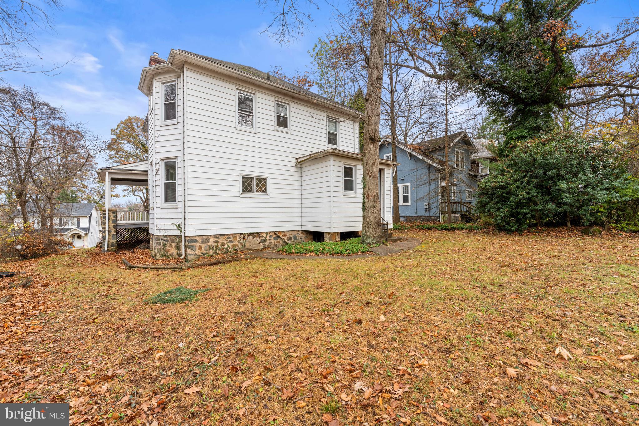 2601 Poplar Dr