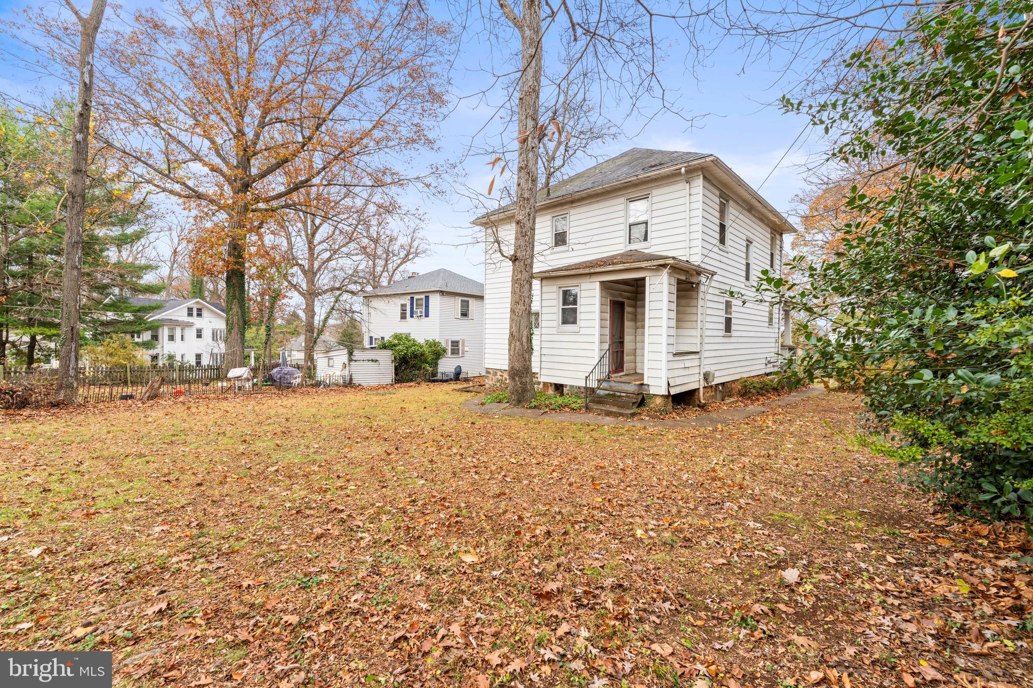 2601 Poplar Dr