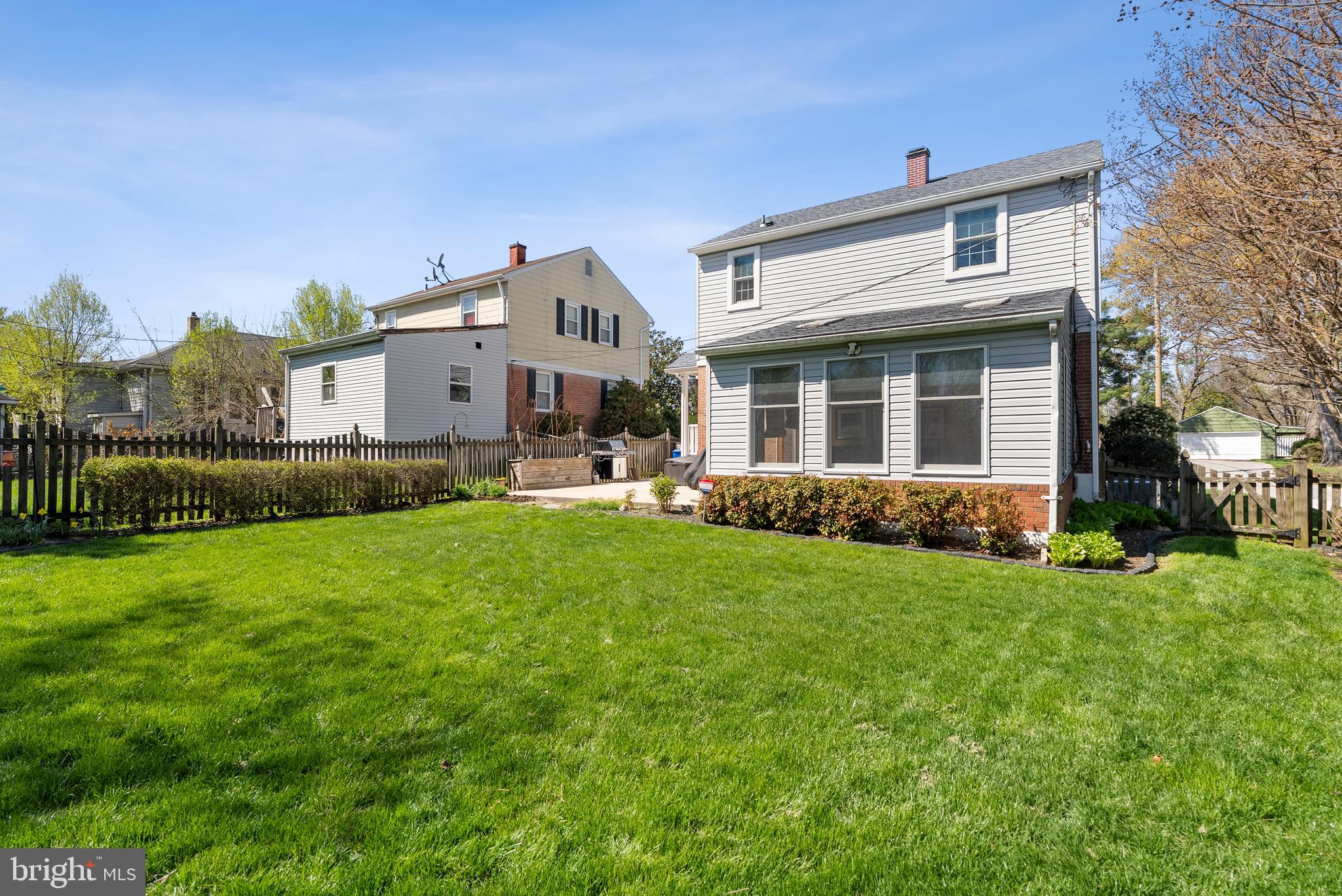 907 ARRAN ROAD