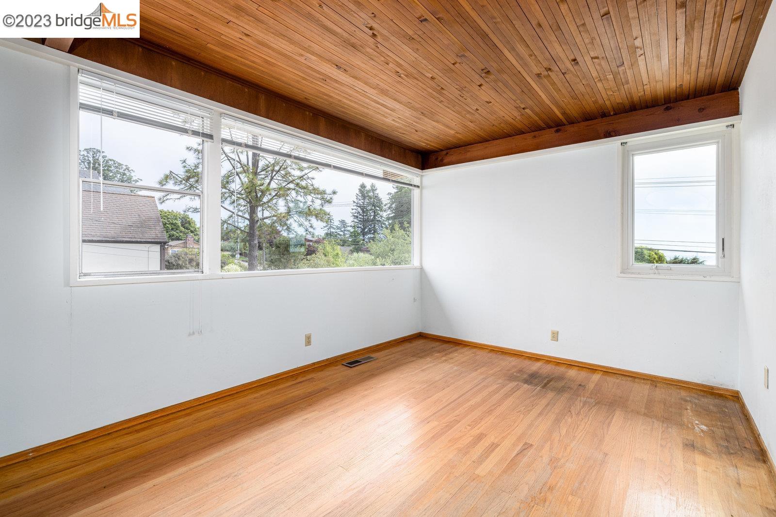 535 Grizzly Peak Blvd