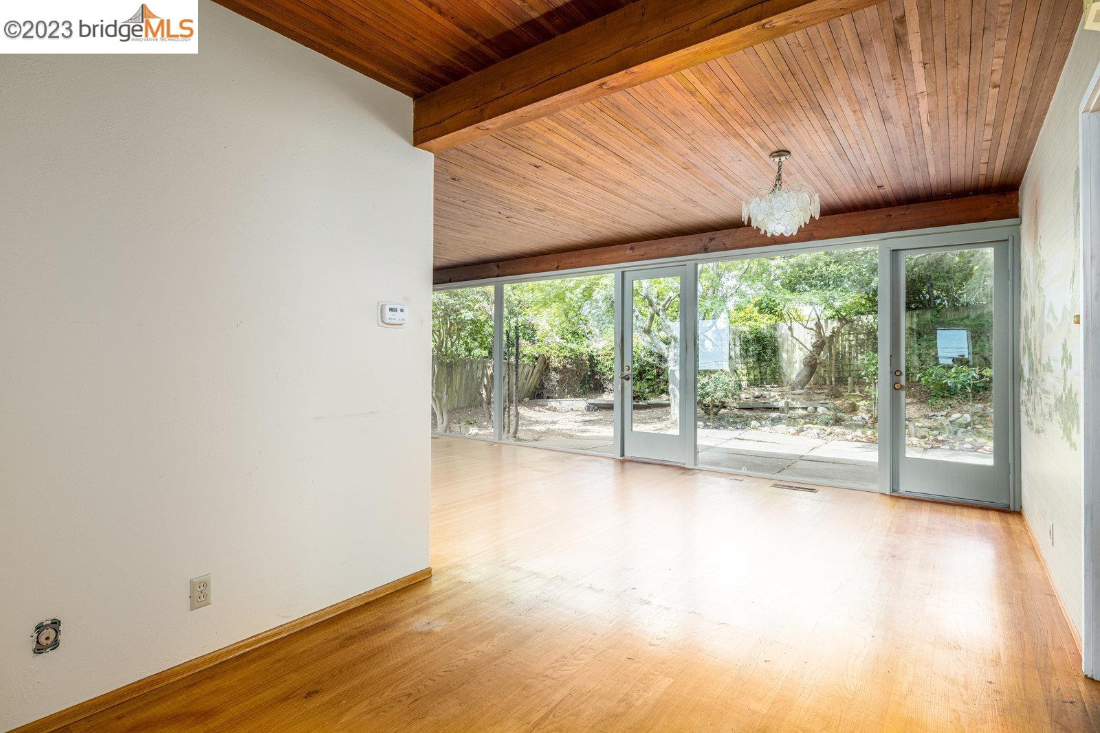 535 Grizzly Peak Blvd