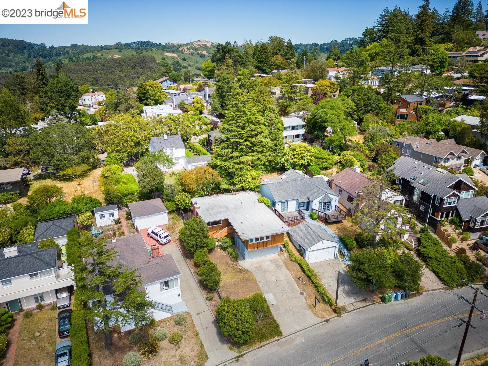 535 Grizzly Peak Blvd