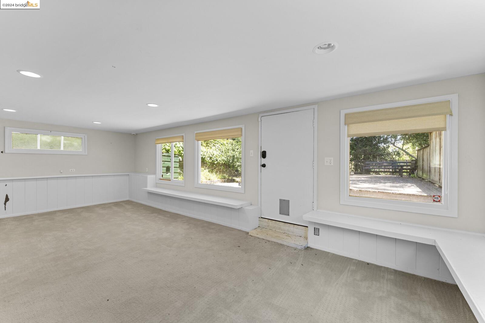 3906 Forest Hill Ave