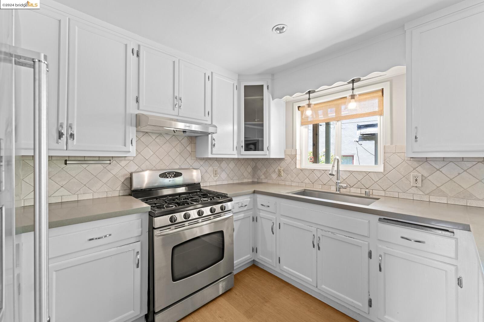 3906 Forest Hill Ave