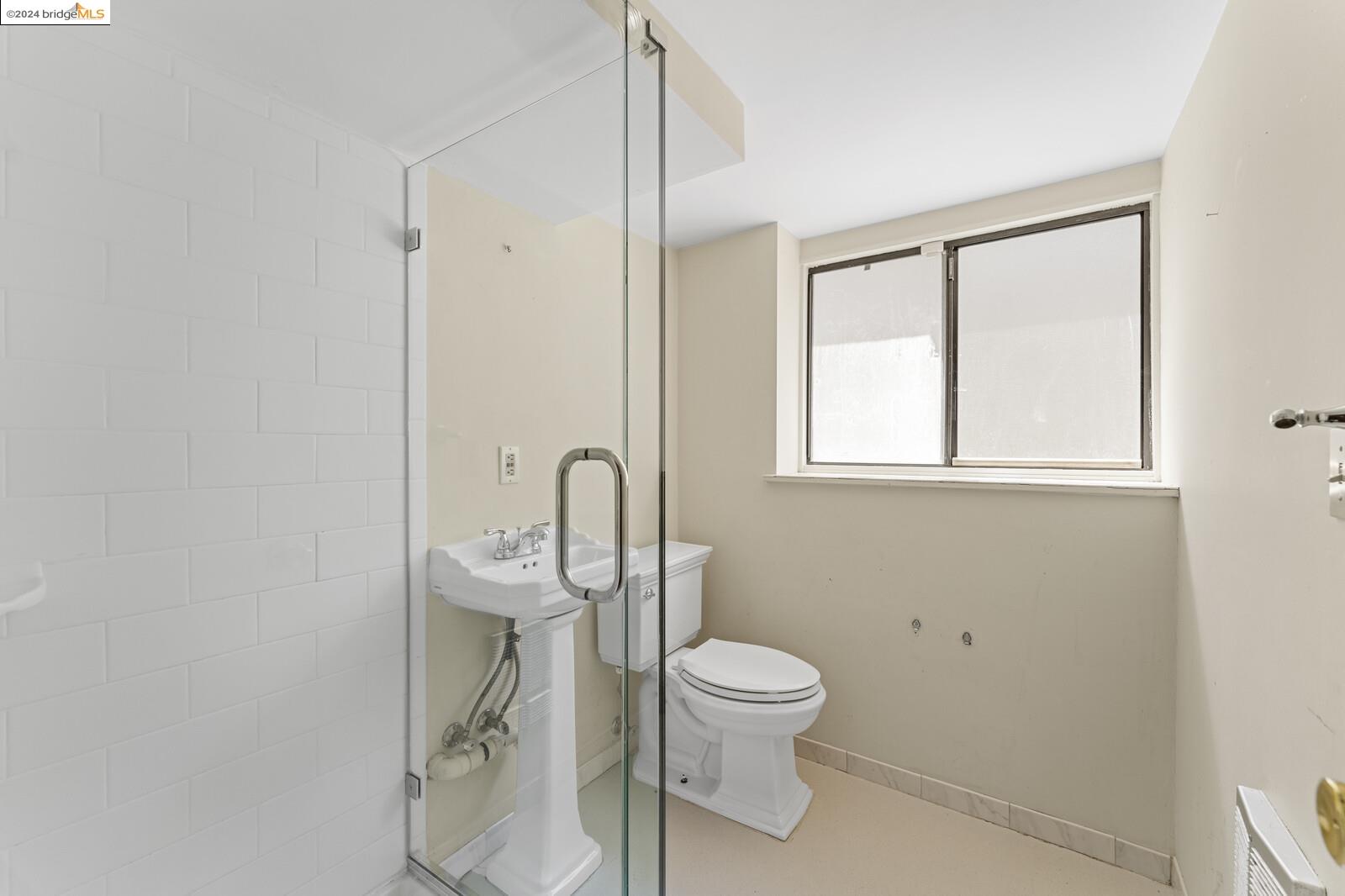 3906 Forest Hill Ave