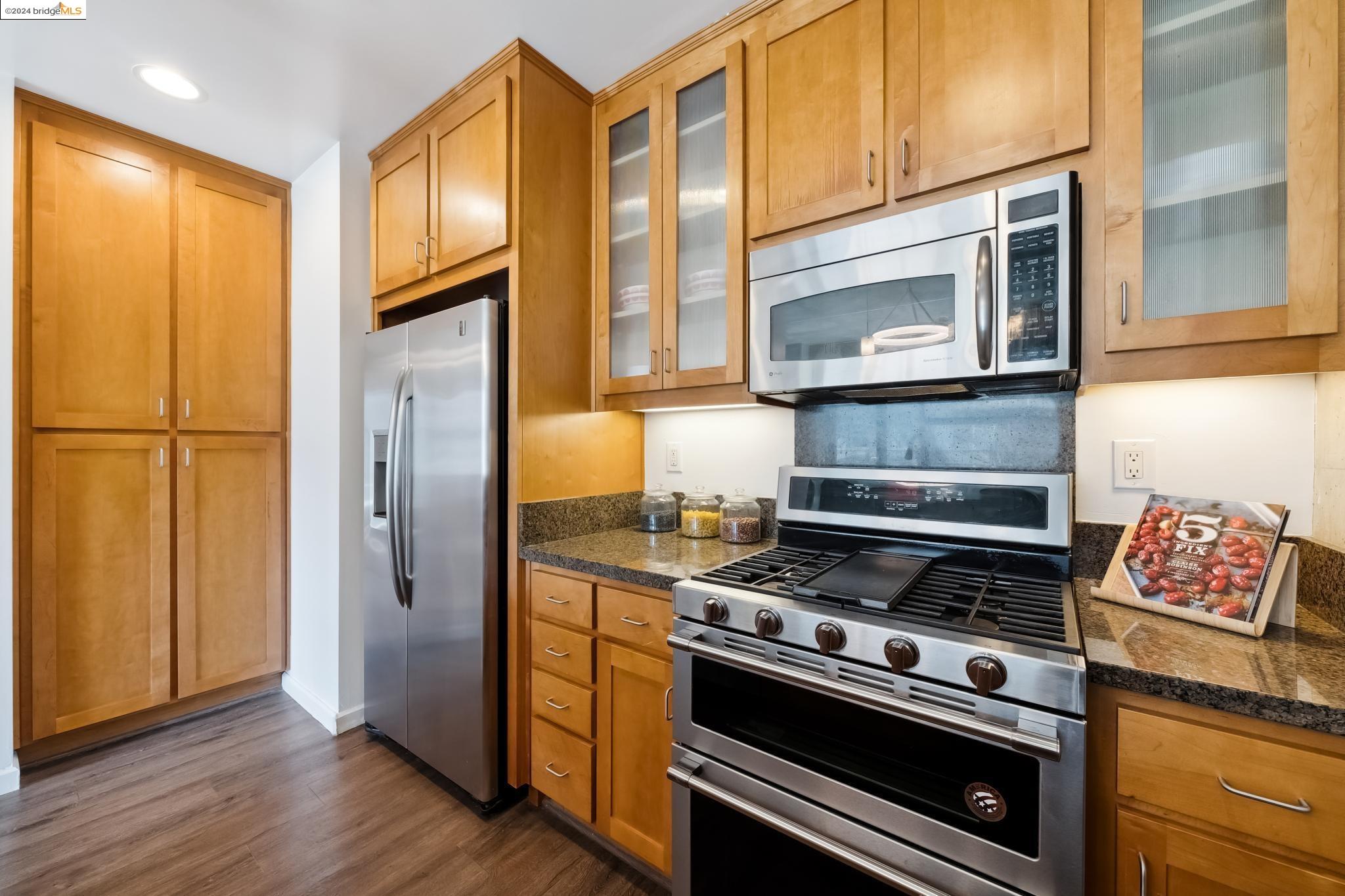 428 Alice St # 504