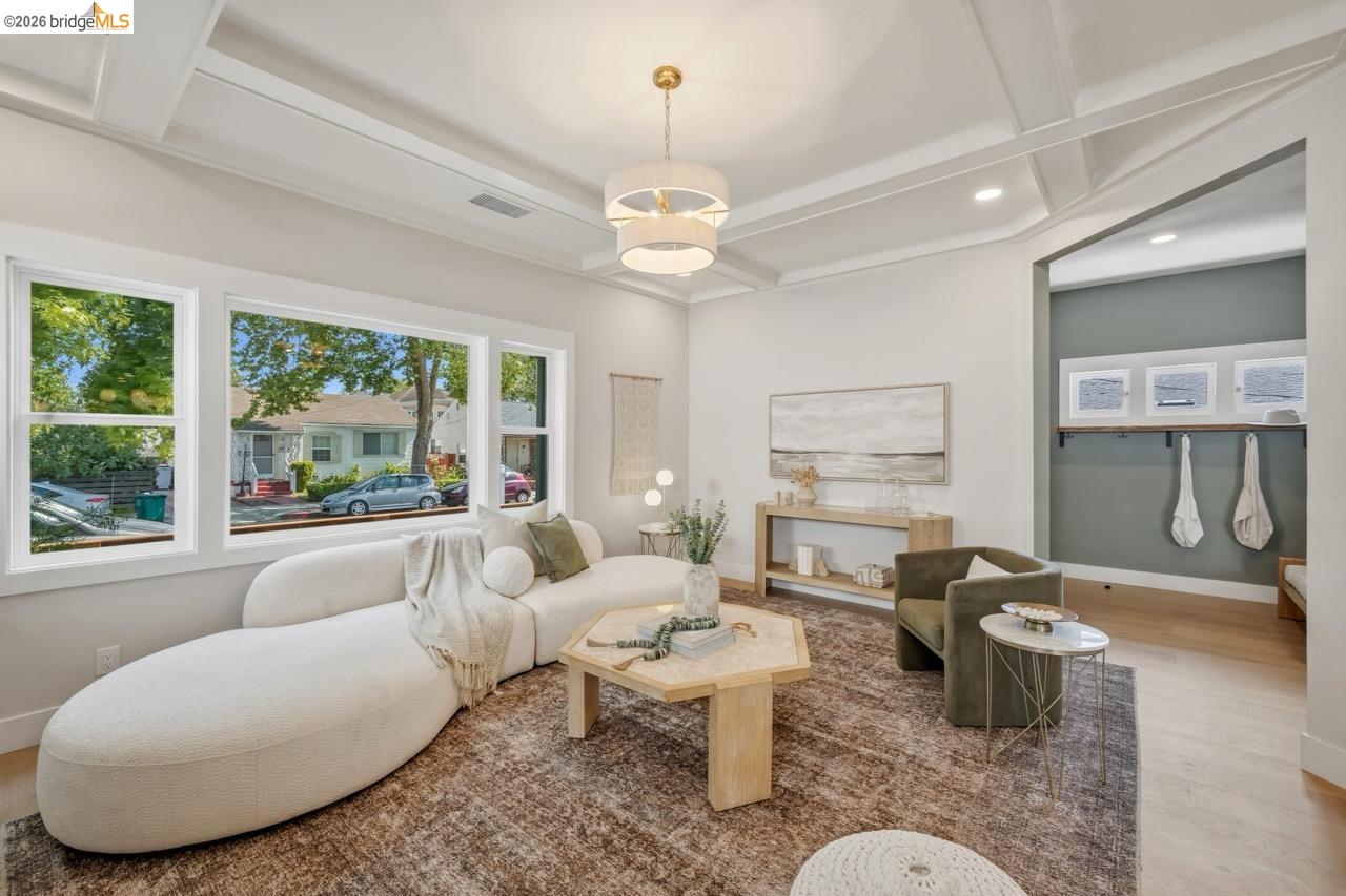 1009 Addison