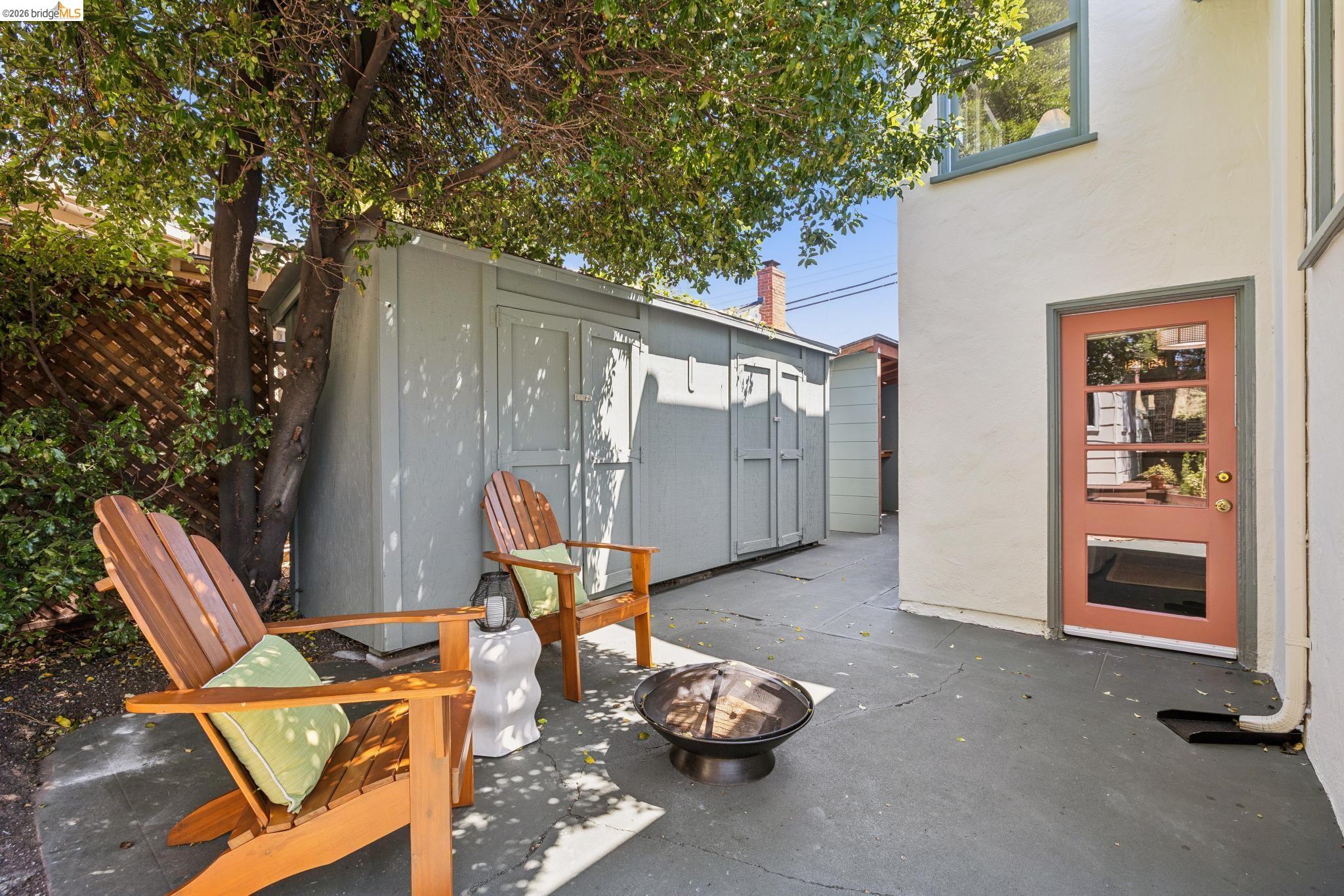 965 Virginia St