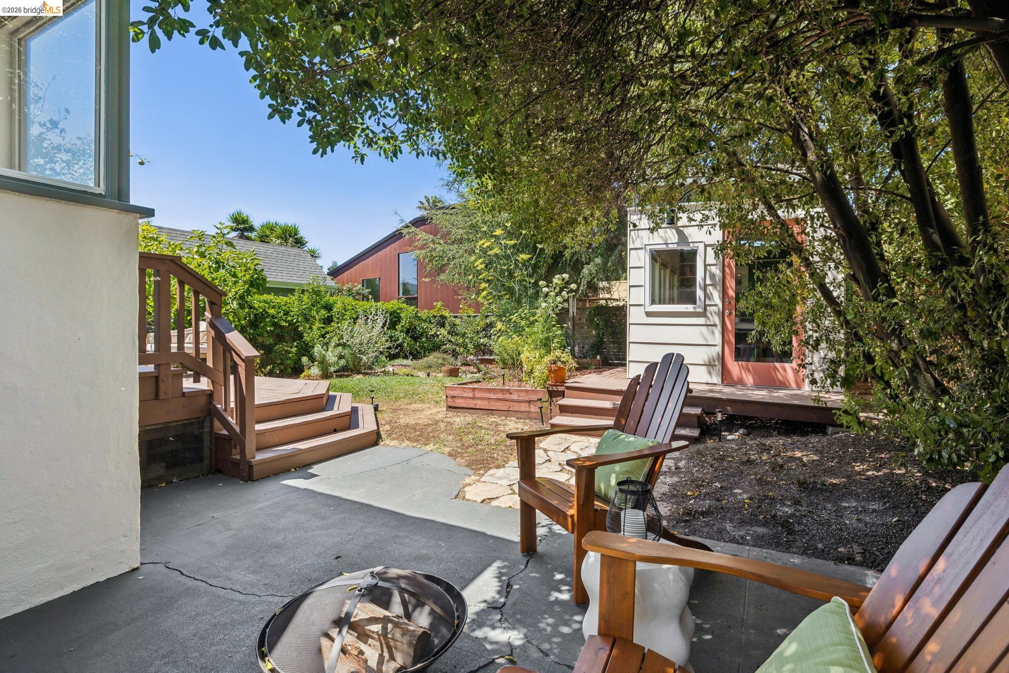 965 Virginia St