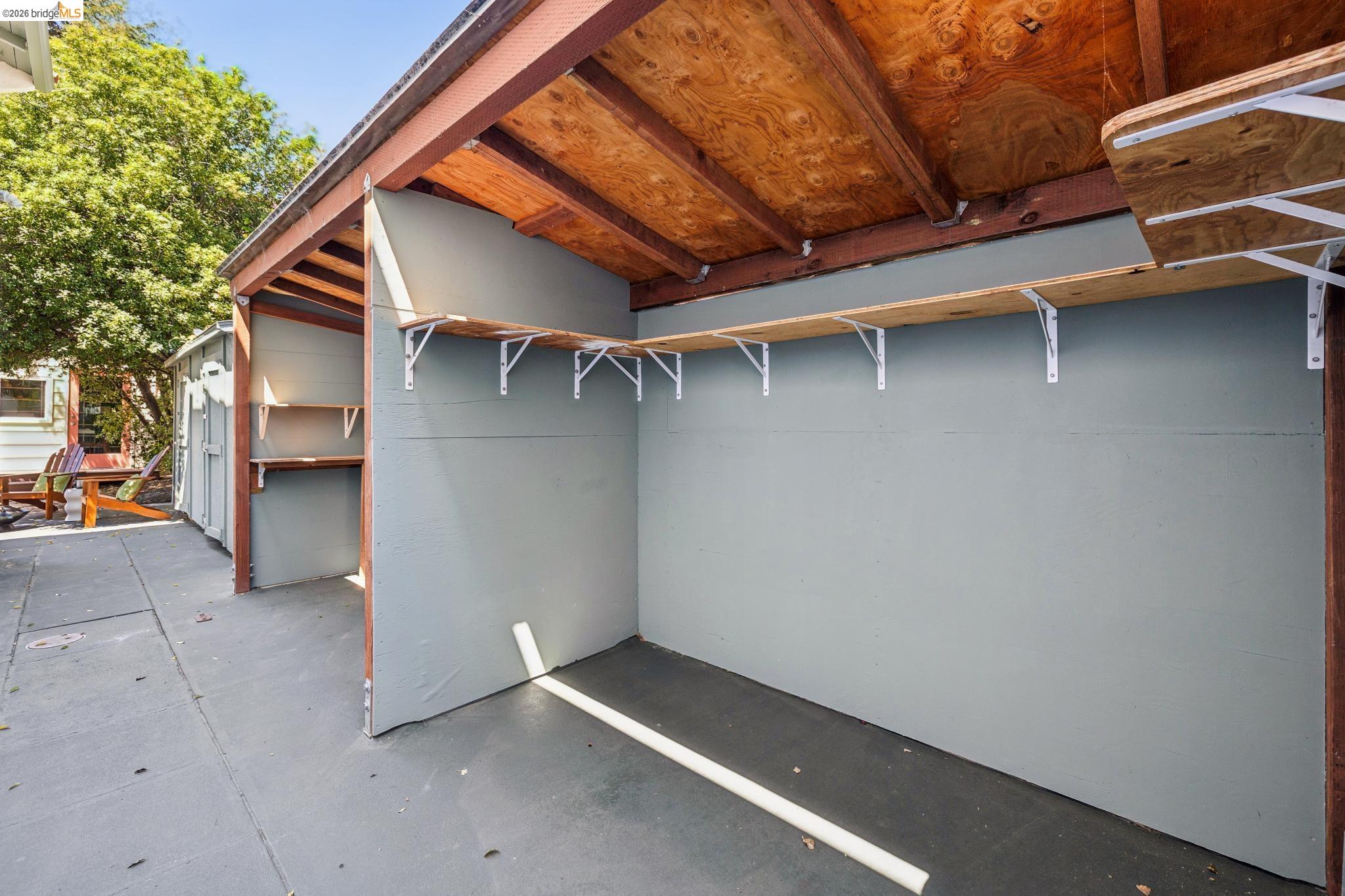965 Virginia St