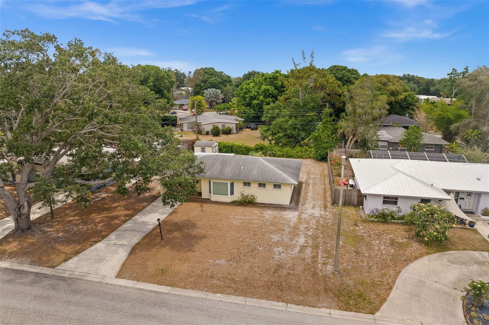 2825 PARANDOR PL
