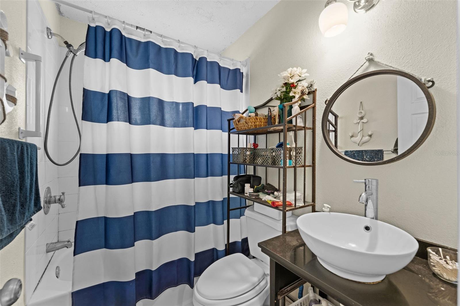 2825 PARANDOR PL