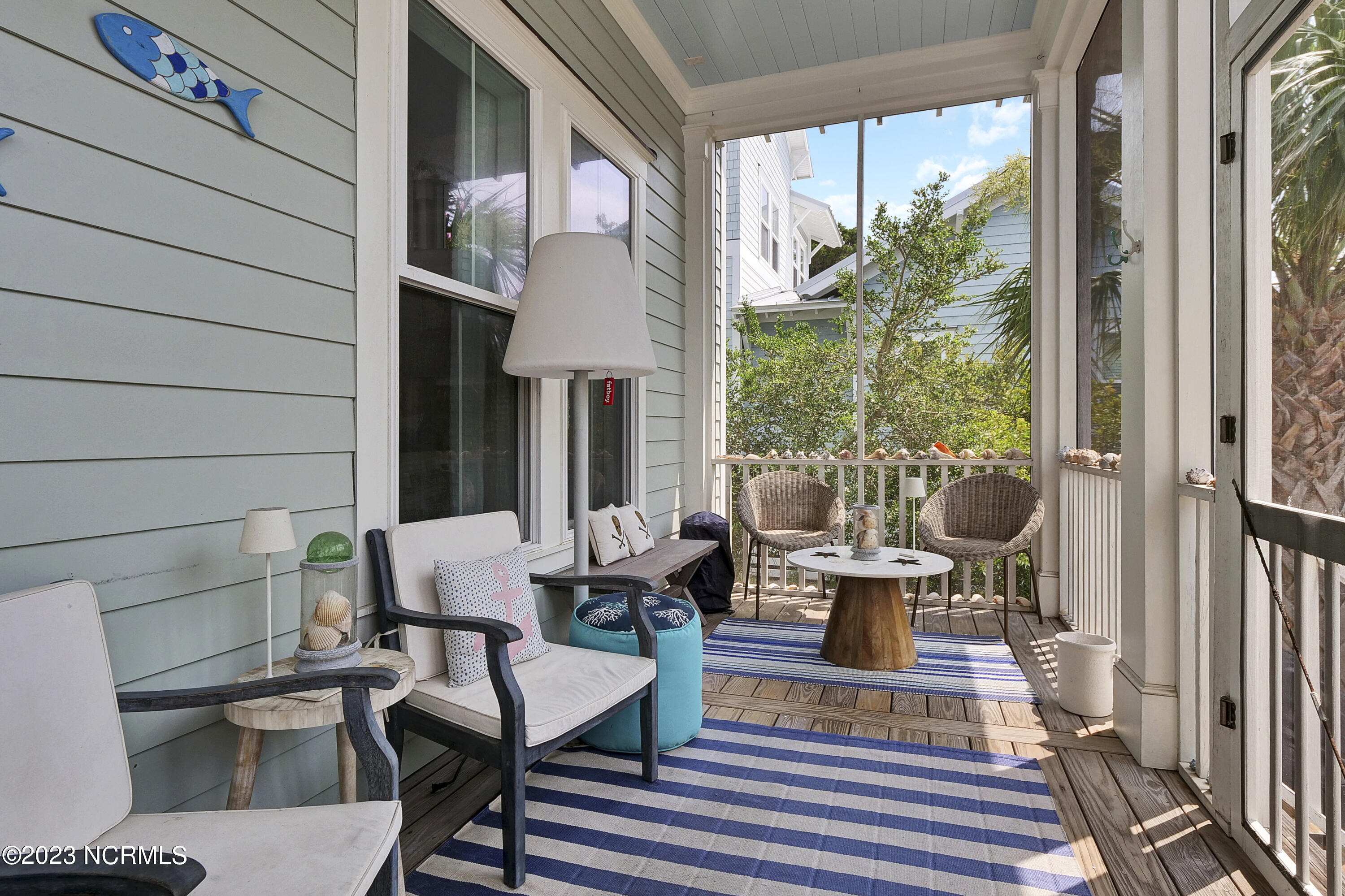 206 SE Beach Drive