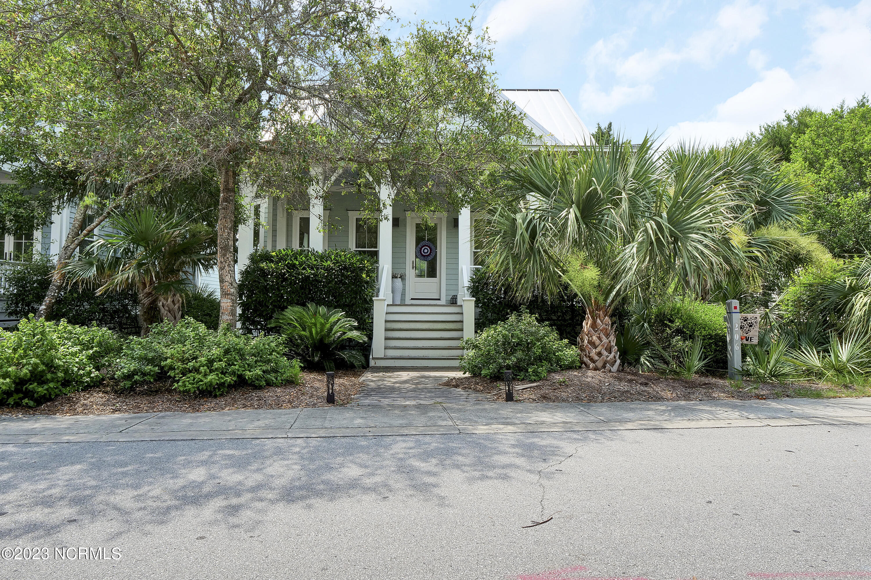 206 SE Beach Drive