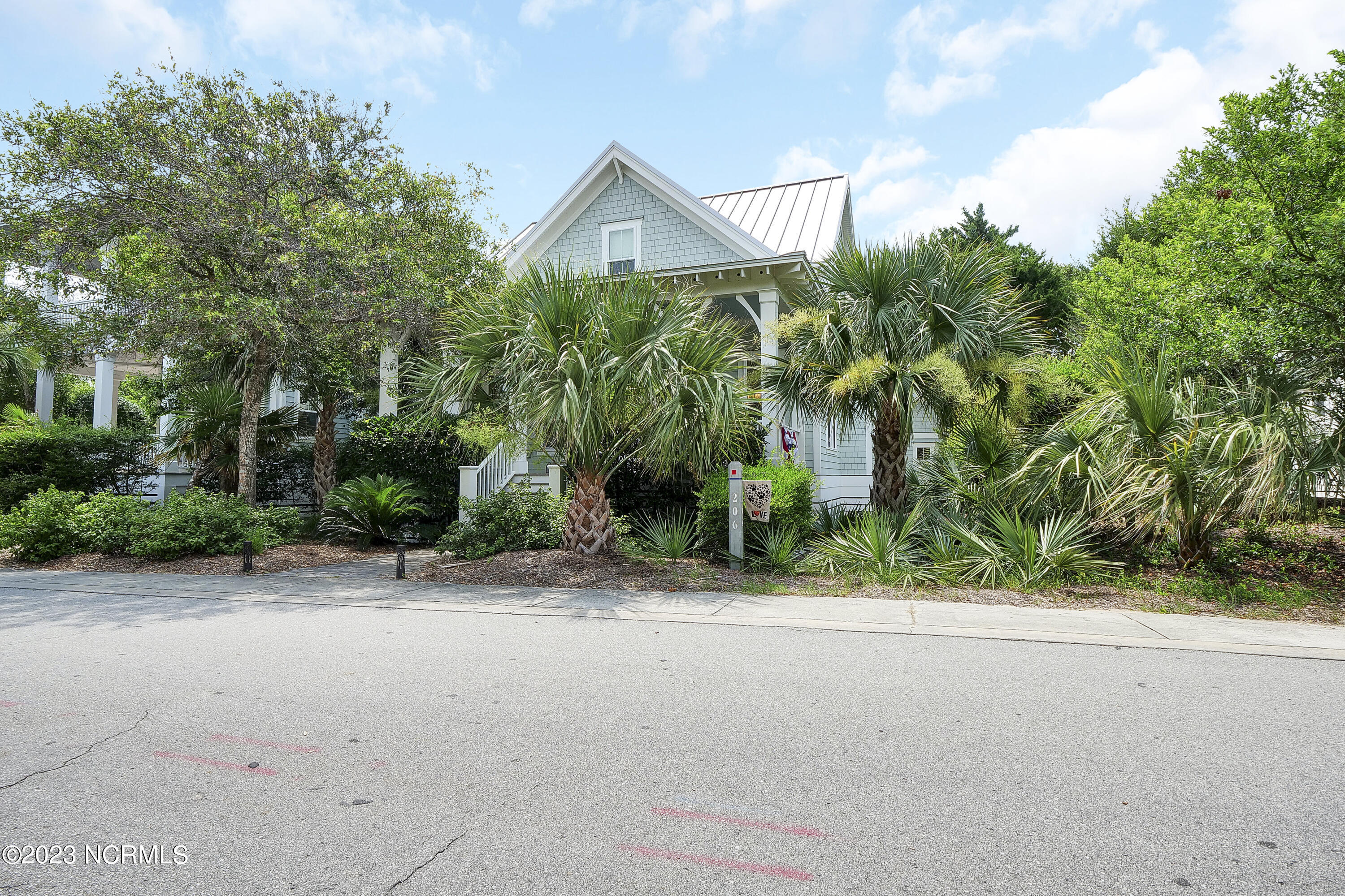 206 SE Beach Drive