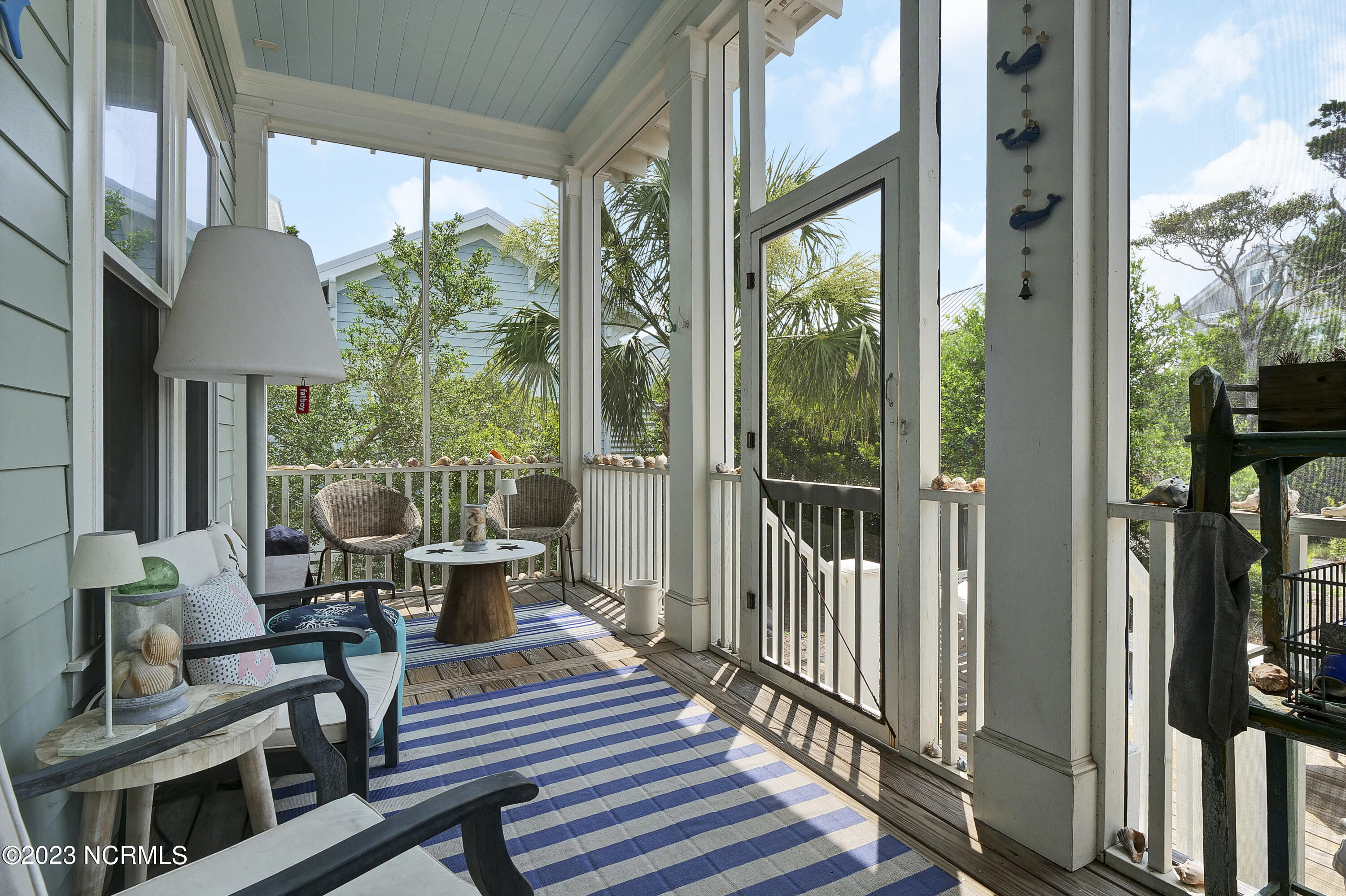 206 SE Beach Drive