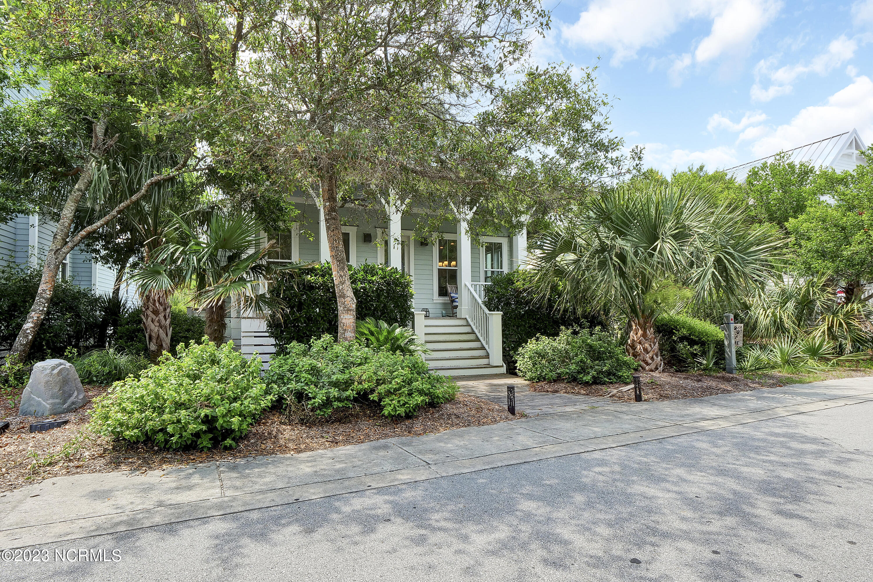 206 SE Beach Drive