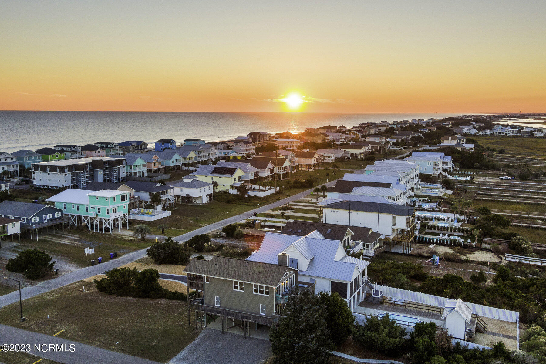 2702 W Pelican Drive