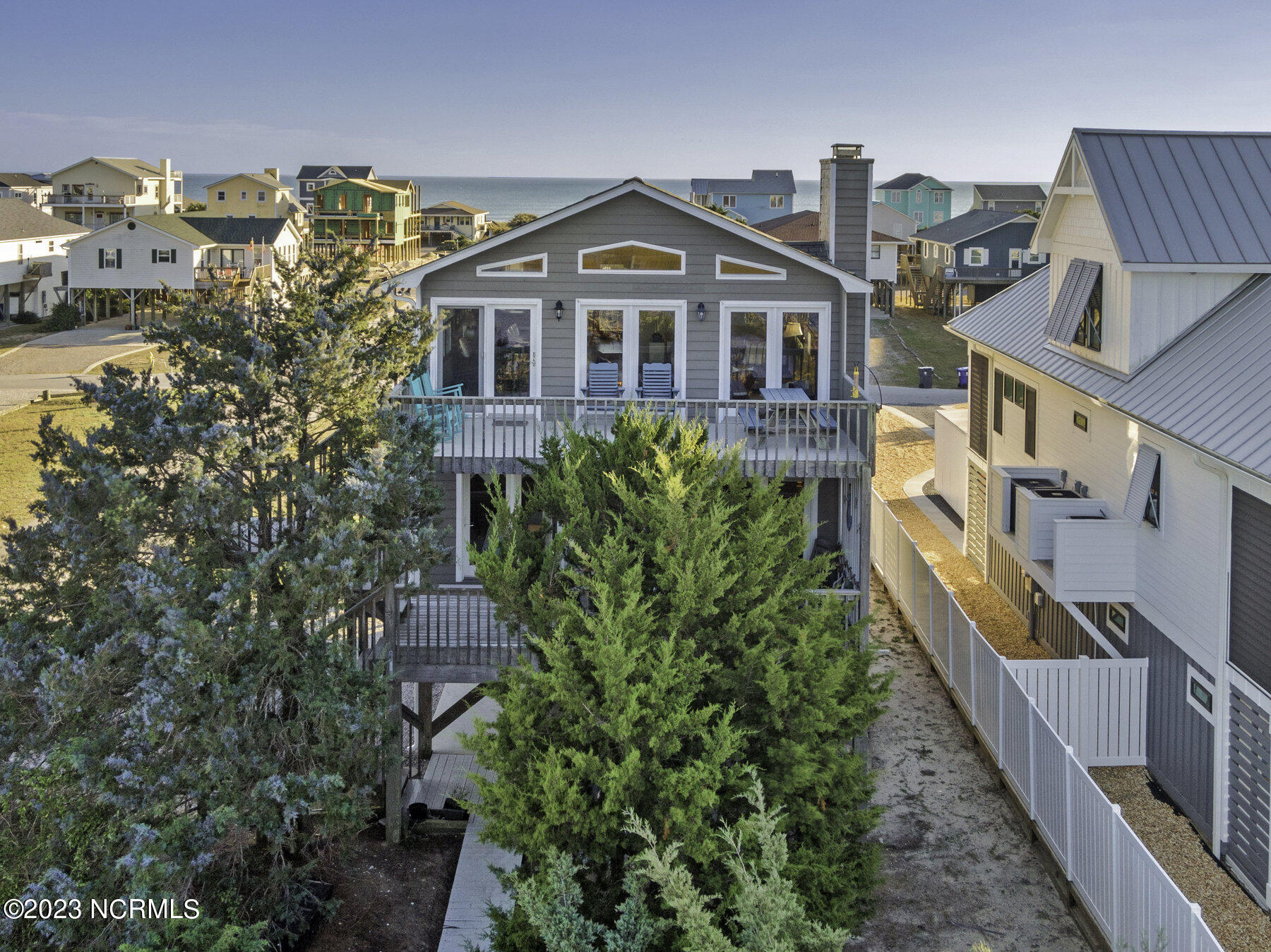 2702 W Pelican Drive